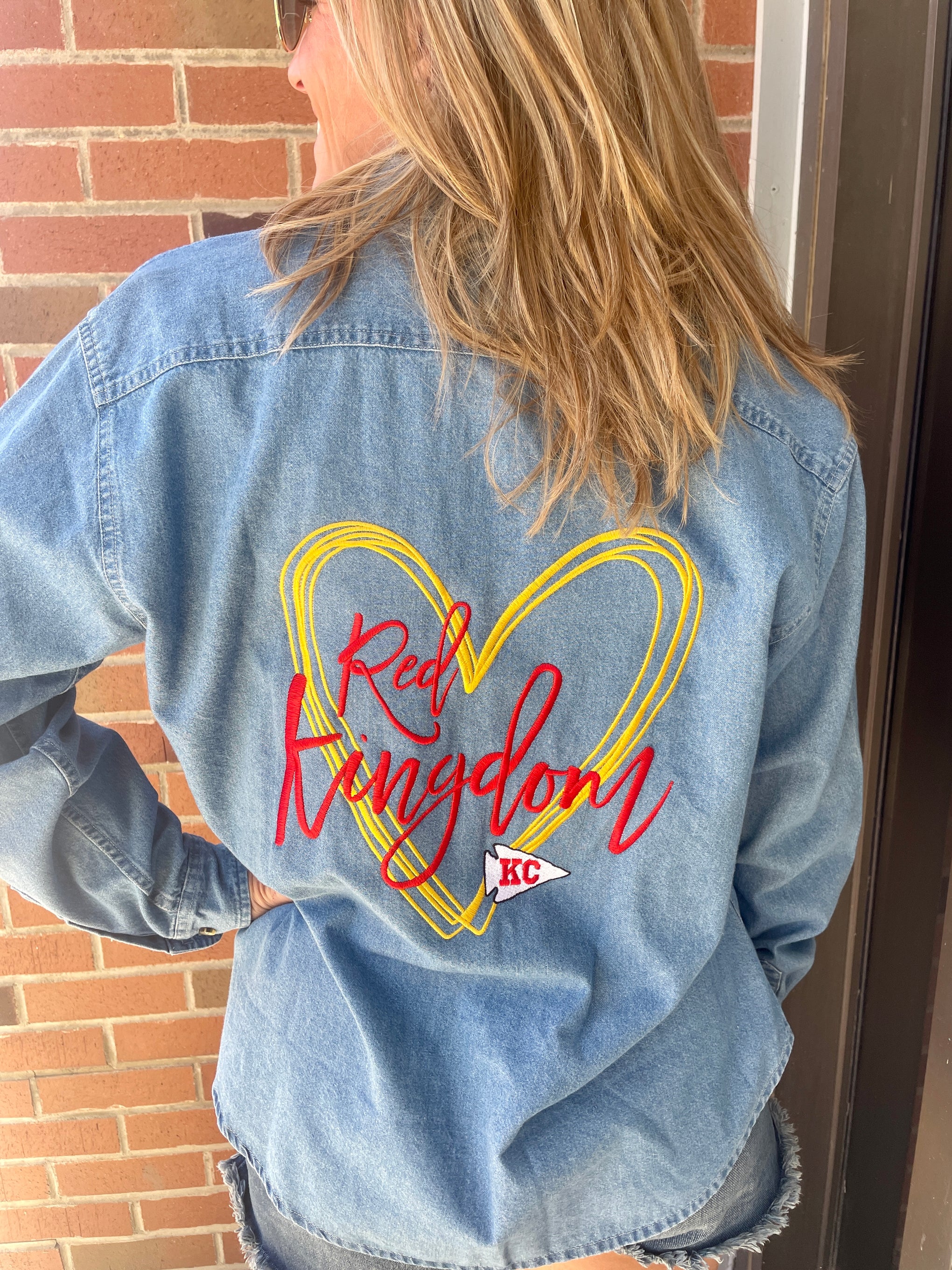 CHIEFS EMBROIDERED JEAN SHIRT RED KINGDOM