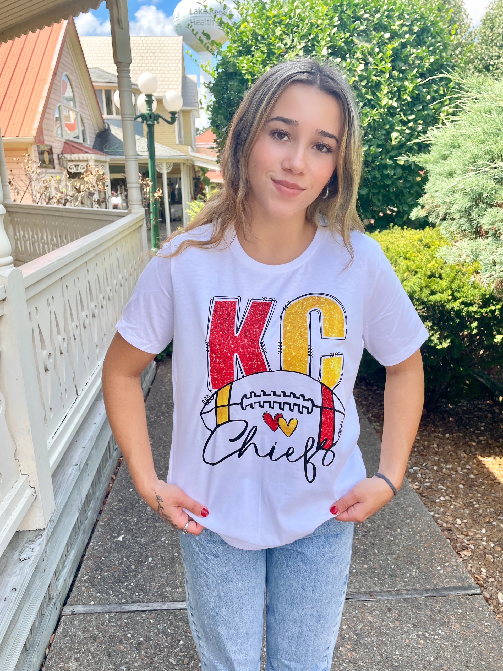 WHITE KC CHIEFS FOOTBALL TEE