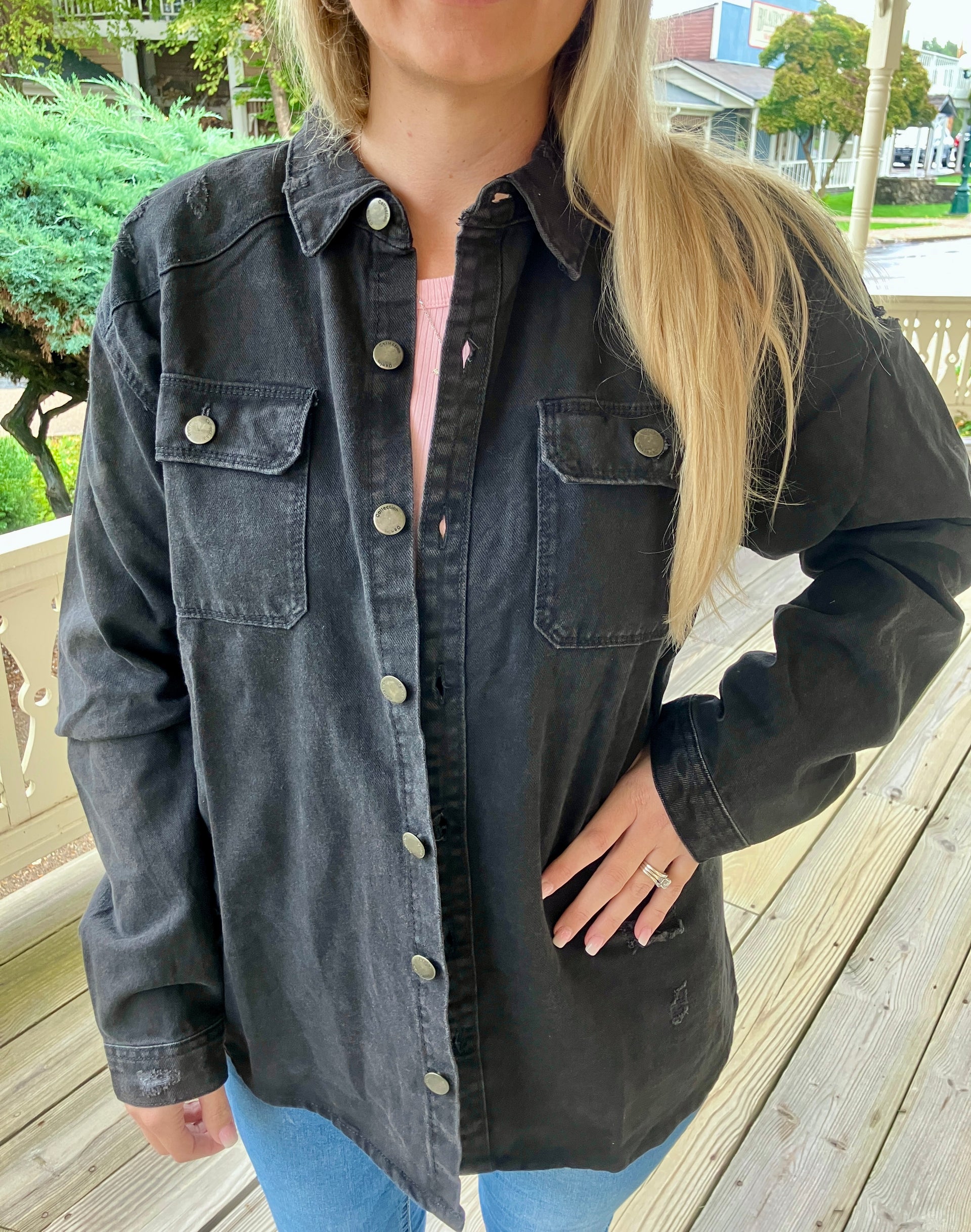 BLACK JEAN JACKET KANSAS CITY CHIEFS PATCH