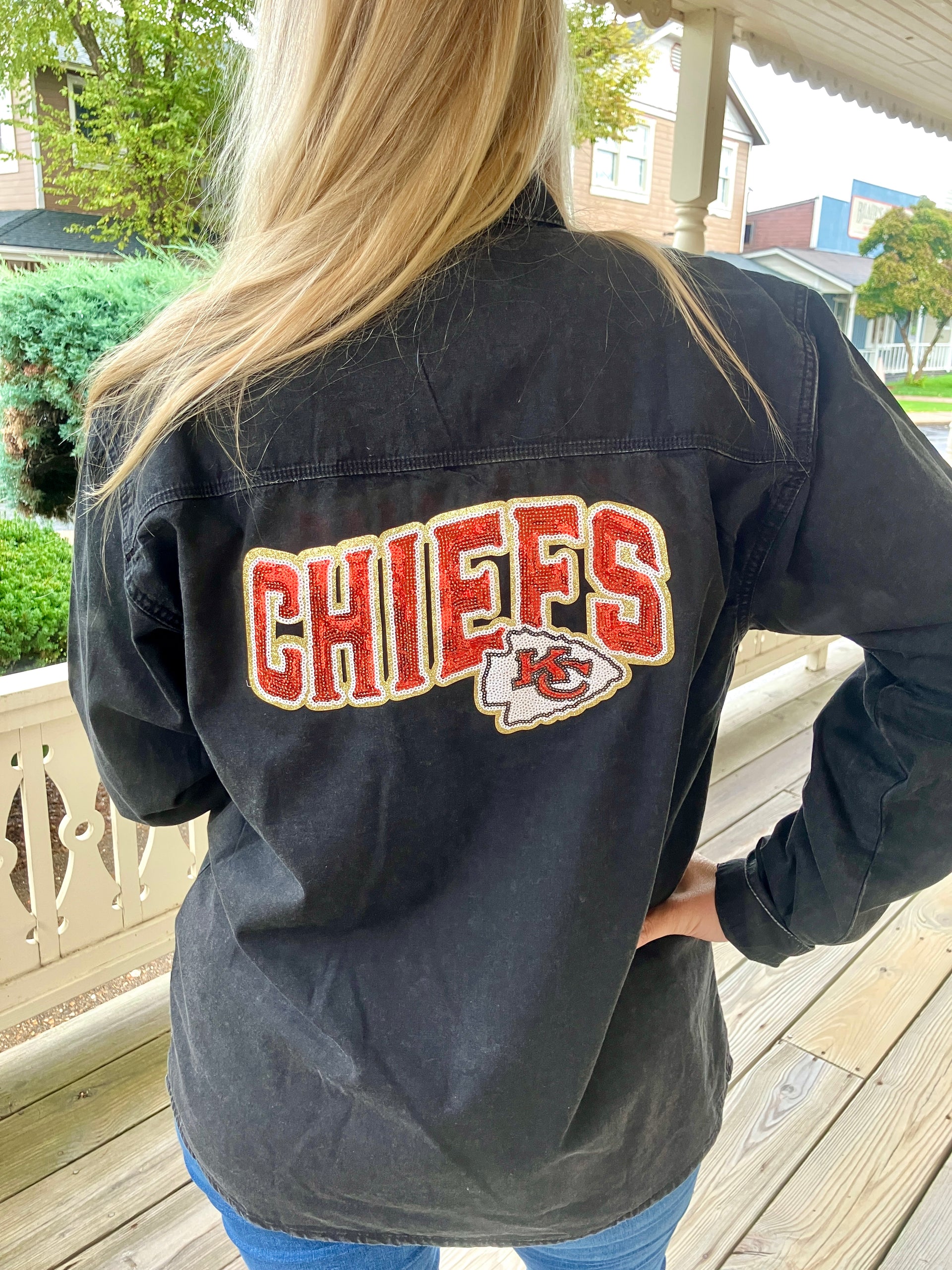 BLACK JEAN JACKET CHIEFS PATCH ARROWHEAD