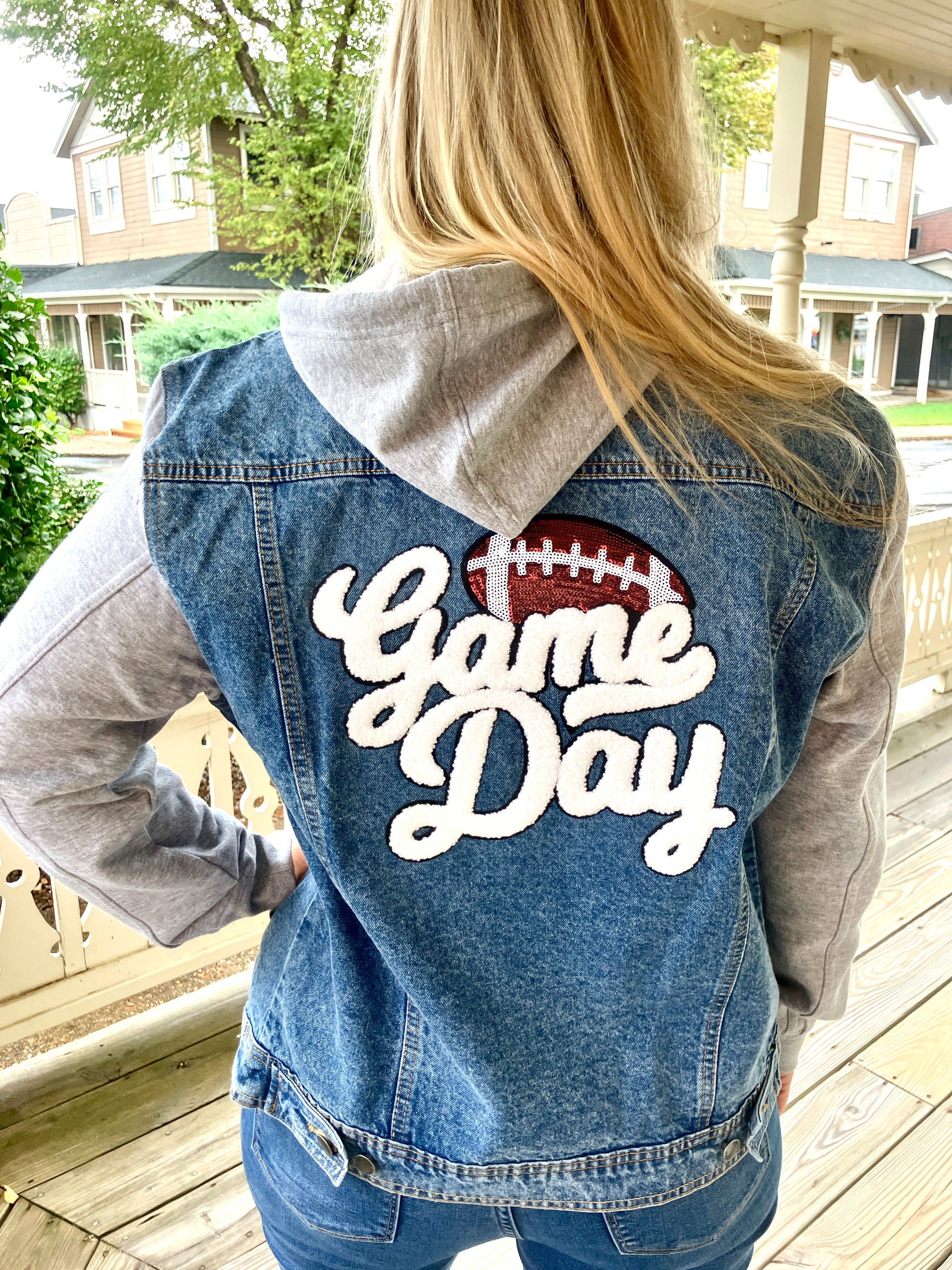 GAME DAY JEAN JACKET FLEECE SLEEVE