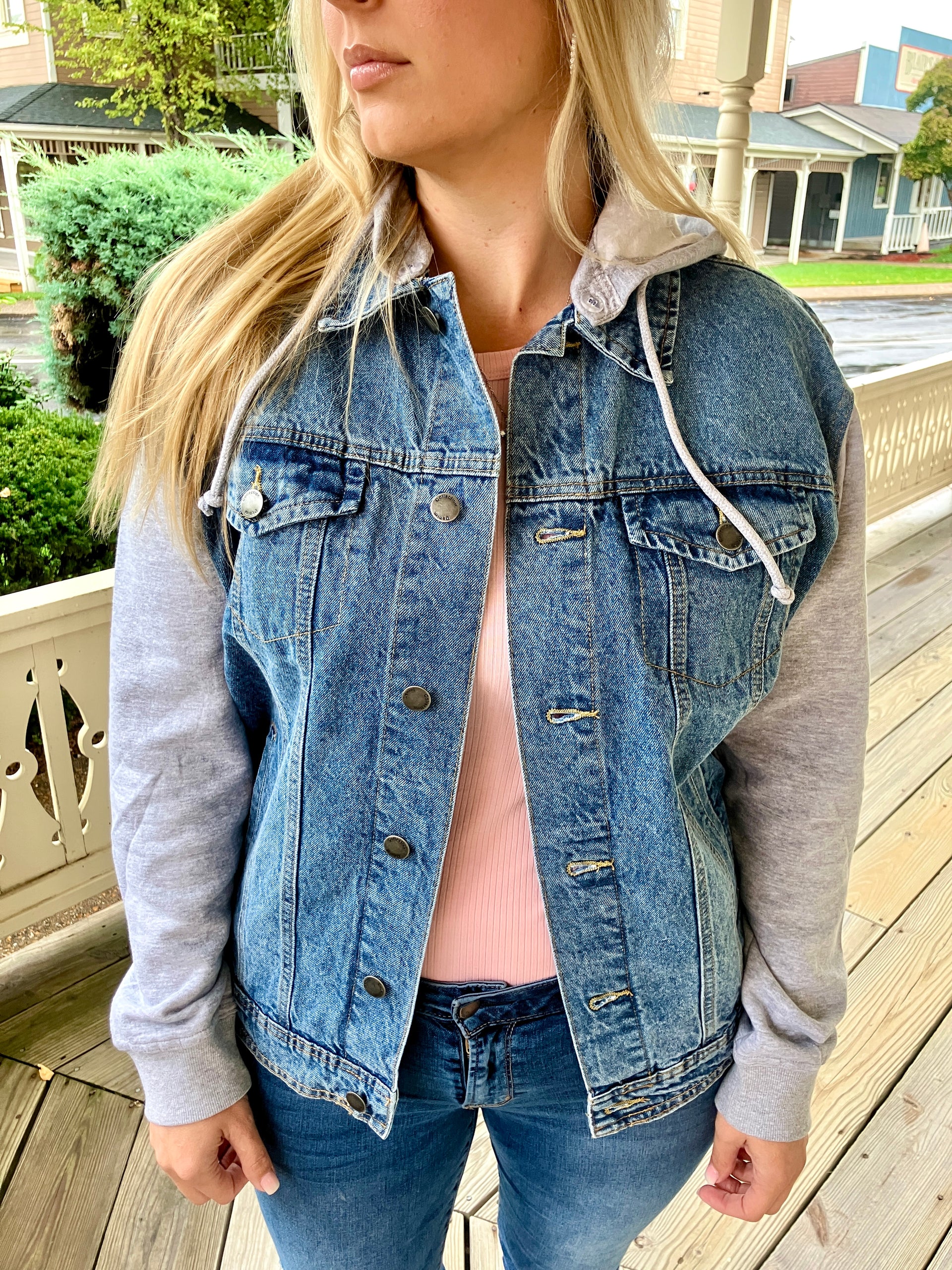 JEAN JACKET KC CHIEFS LEOPARD PATCH