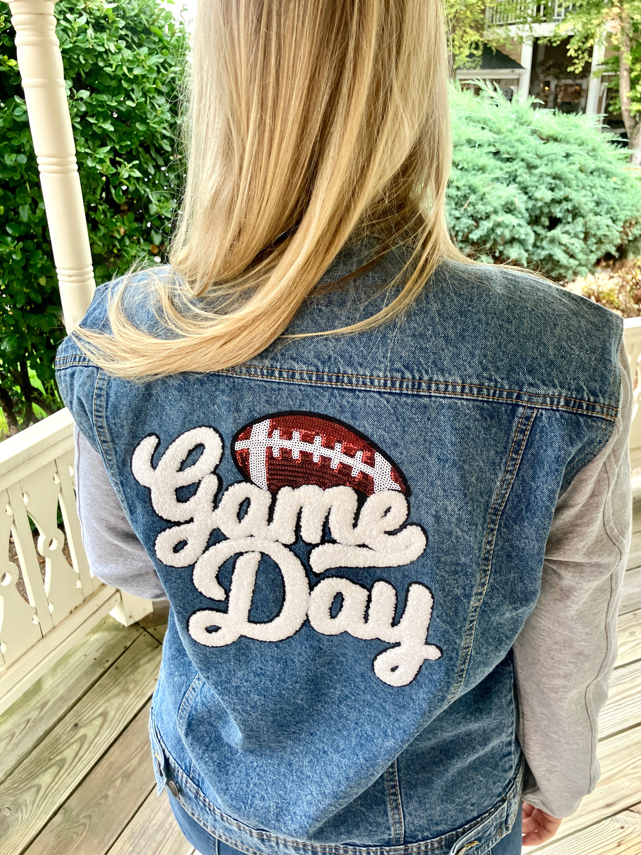 GAME DAY JEAN JACKET FLEECE SLEEVE