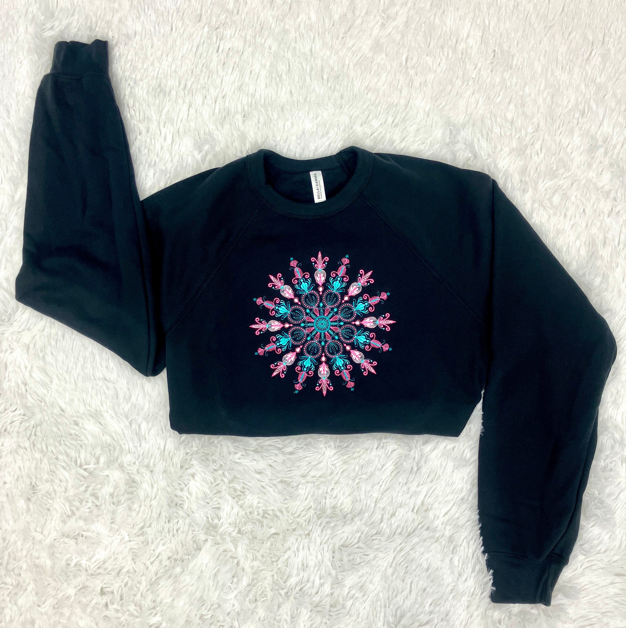 PINK SNOWFLAKE EMBROIDERED SWEATSHIRT