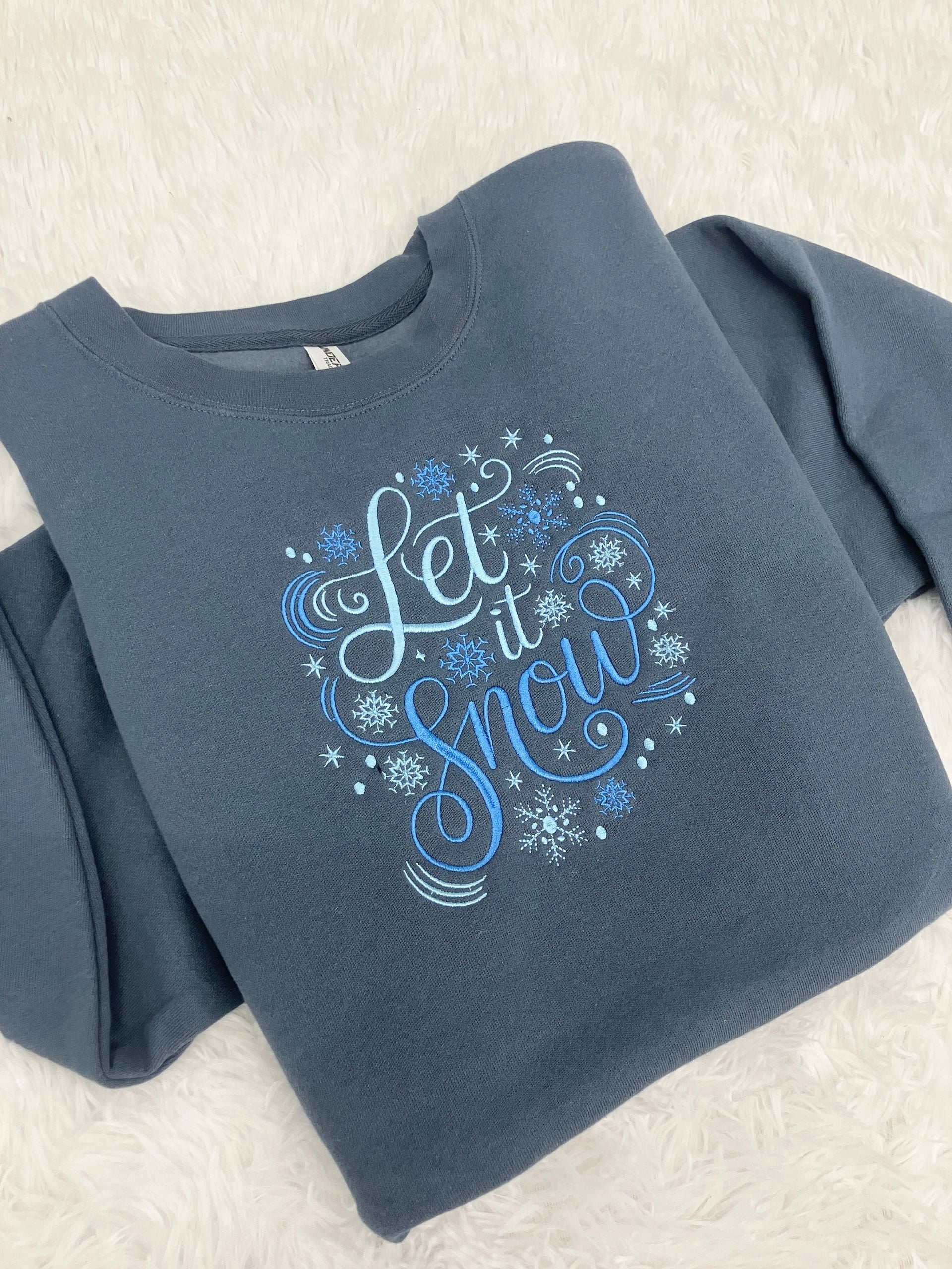 LET IT SNOW EMBROIDERED SWEATSHIRT
