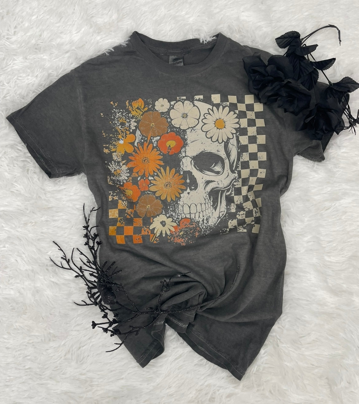 FLORAL SKULL CHECKERED WASH TEE
