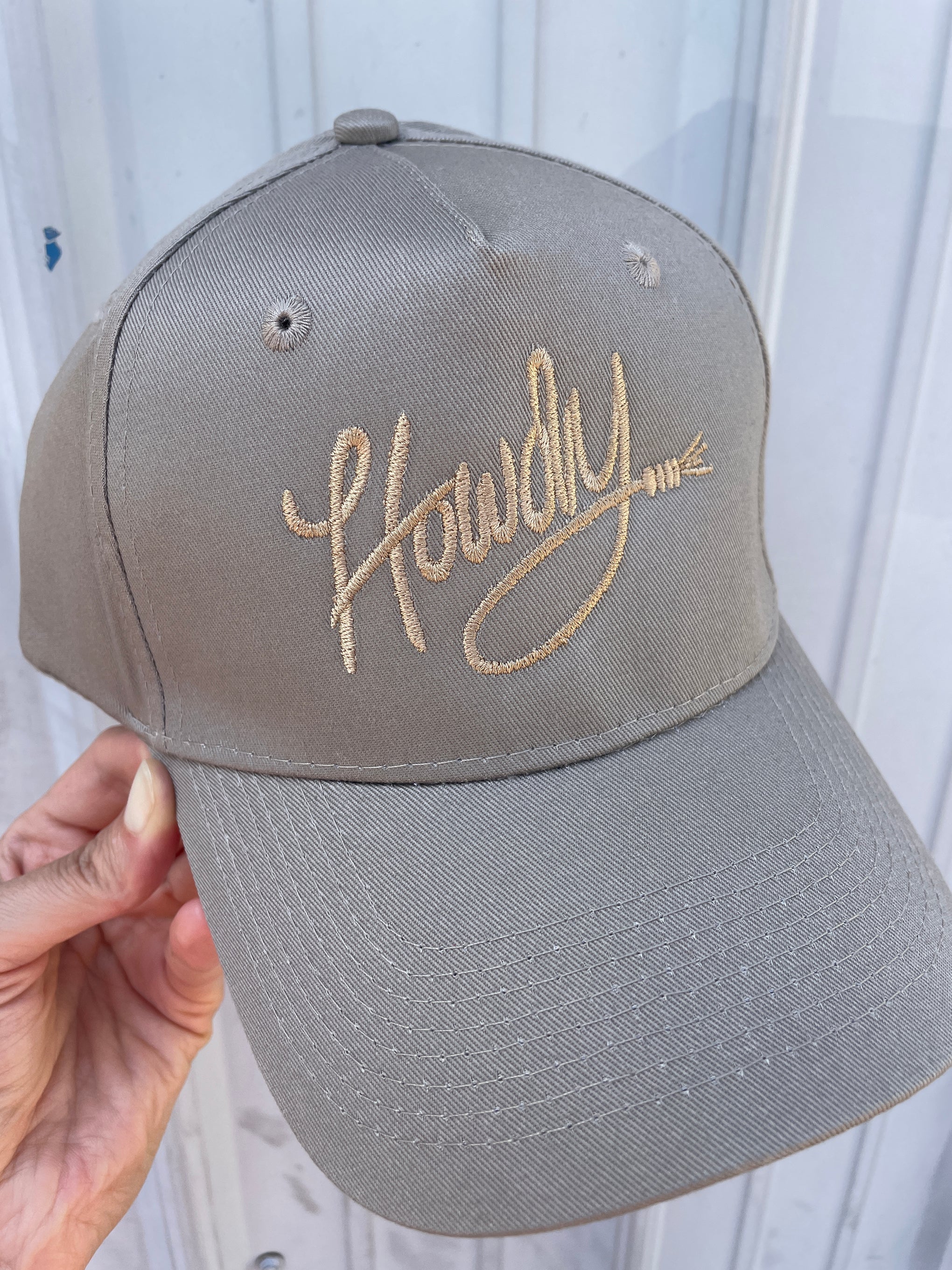 HOWDY HAT