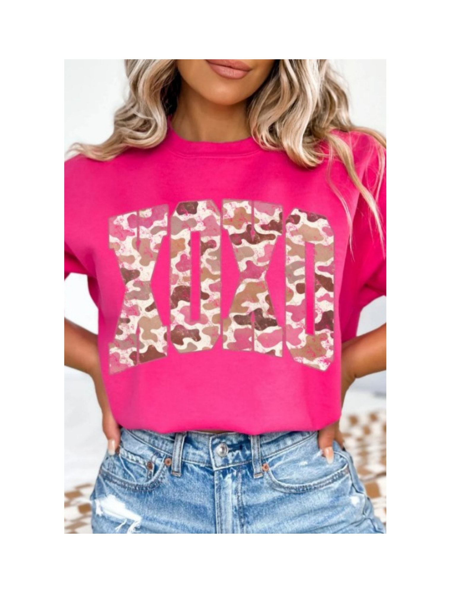 XOXO CAMO HOT PINK TEE